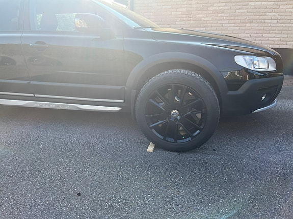 Volvo XC70 10 of 17