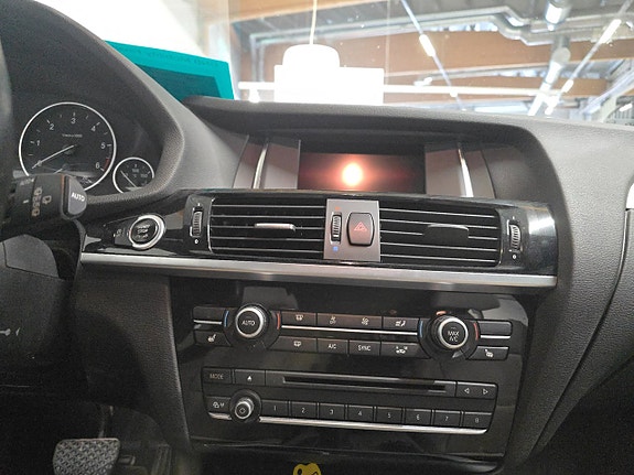 BMW X3 11 of 12
