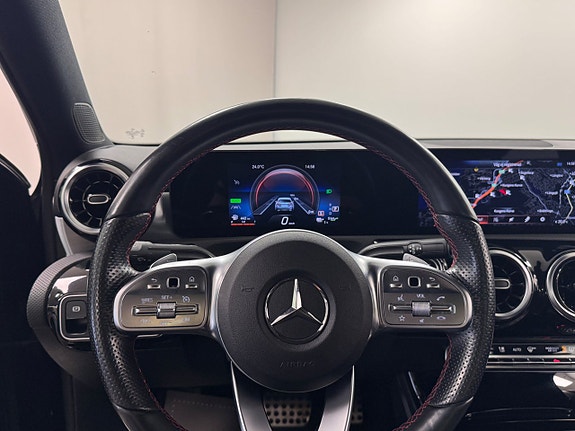 Mercedes-Benz A250 e 7 of 15