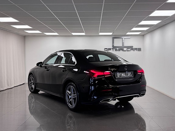 Mercedes-Benz A250 e 15 of 15