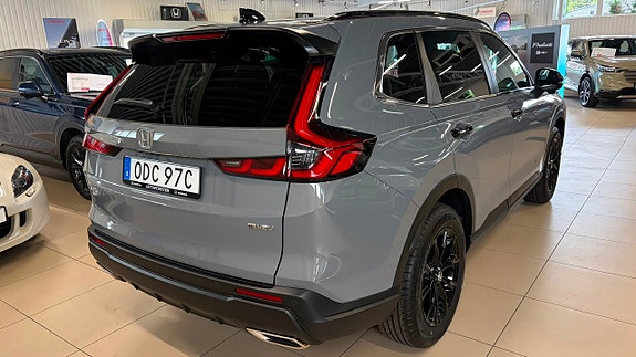 Honda CR-V 3 of 19