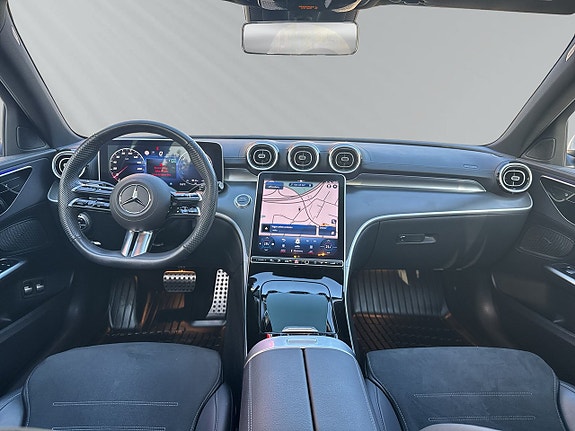 Mercedes-Benz C300 e 13 of 30