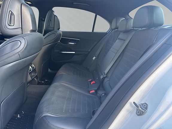 Mercedes-Benz C300 e 18 of 30