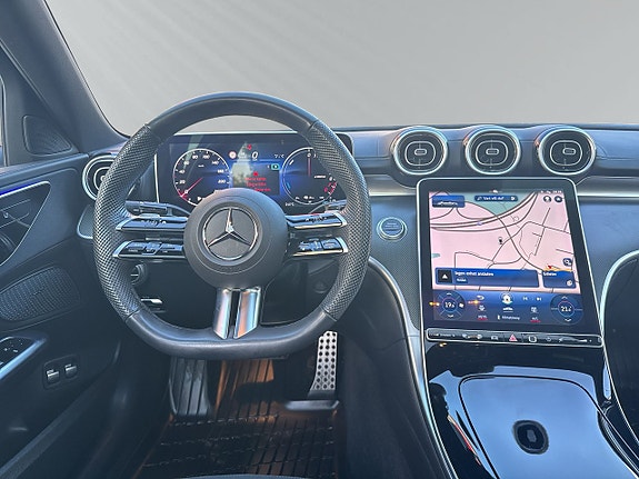 Mercedes-Benz C300 e 14 of 30