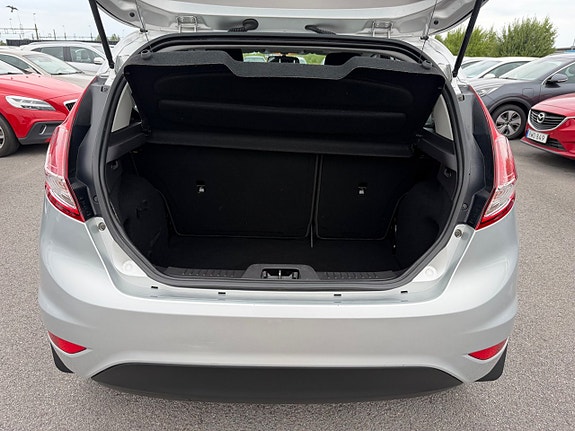 Ford Fiesta 10 of 22