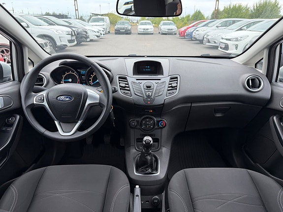 Ford Fiesta 16 of 22