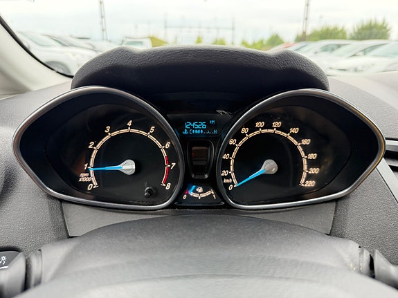 Ford Fiesta 21 of 22