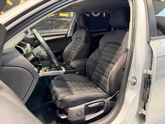 Audi A4 15 of 23