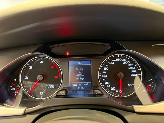 Audi A4 11 of 23