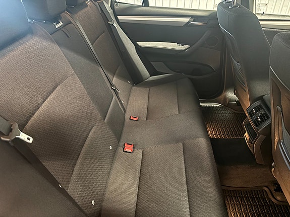 BMW X3 11 of 18