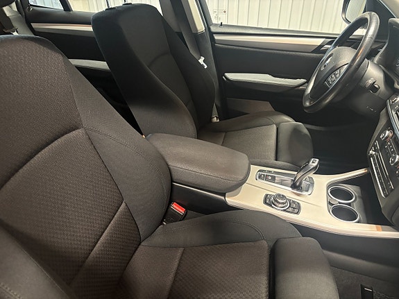 BMW X3 9 of 18