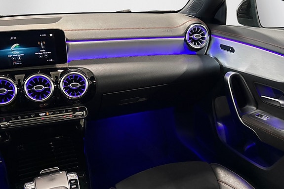 Mercedes-Benz CLA220 15 of 22