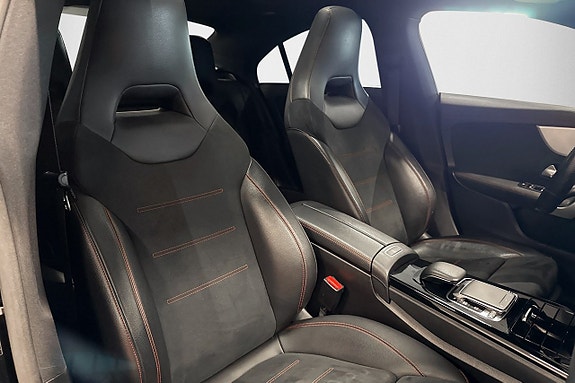 Mercedes-Benz CLA220 11 of 22