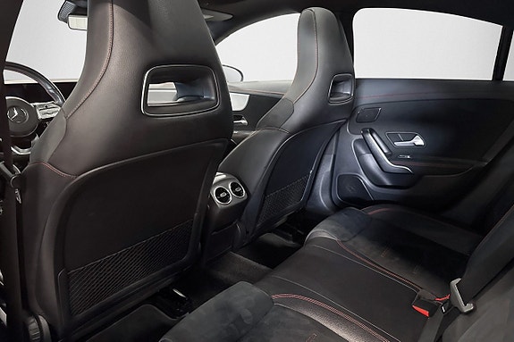 Mercedes-Benz CLA220 12 of 22
