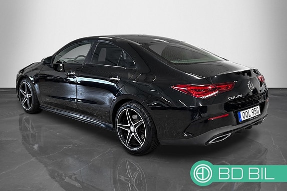 Mercedes-Benz CLA220 2 of 22
