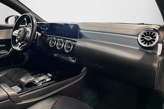 Mercedes-Benz CLA220 9 of 22