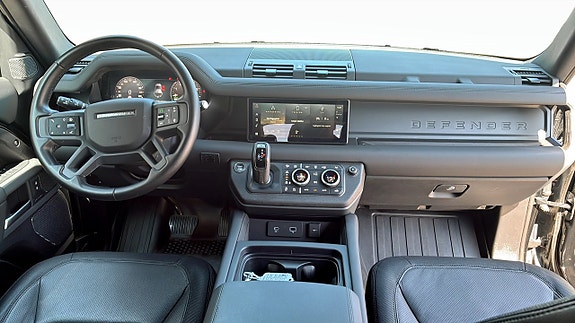 Land Rover Defender 90 4 of 9