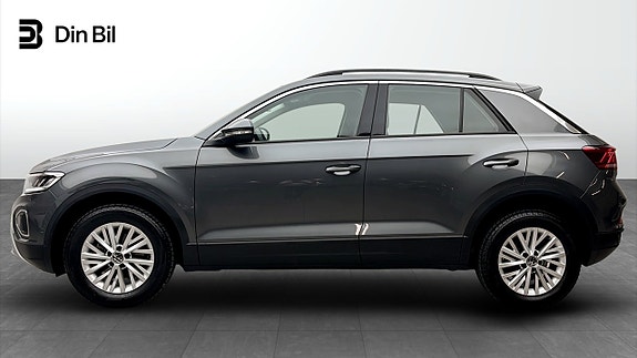 Volkswagen T-Roc 2 of 12