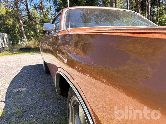 Chrysler Cordoba 21 of 24