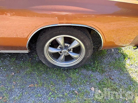 Chrysler Cordoba 22 of 24