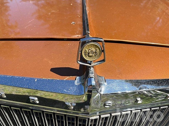 Chrysler Cordoba 13 of 24