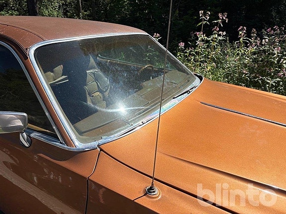 Chrysler Cordoba 23 of 24