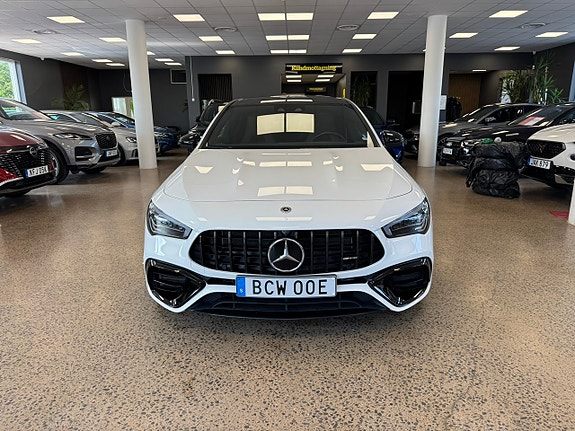 Mercedes-Benz CLA45 2 of 27