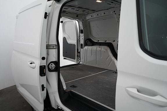 Volkswagen Caddy Maxi 18 of 23