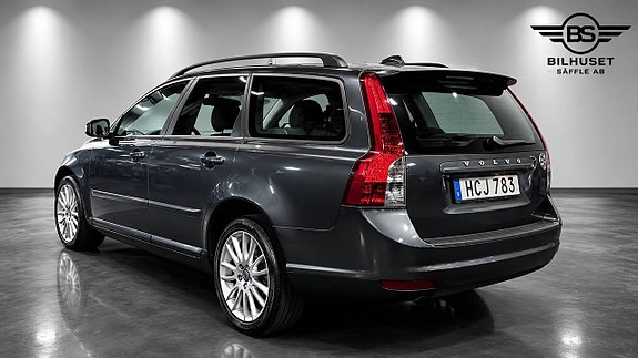 Volvo V50 5 of 5