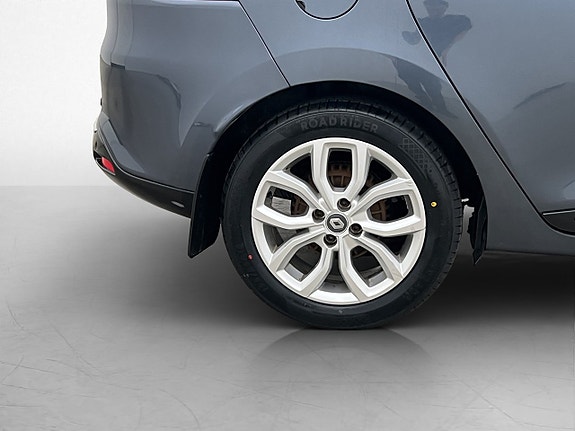 Renault Clio 28 of 30