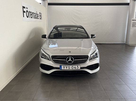Mercedes-Benz CLA200 2 of 16