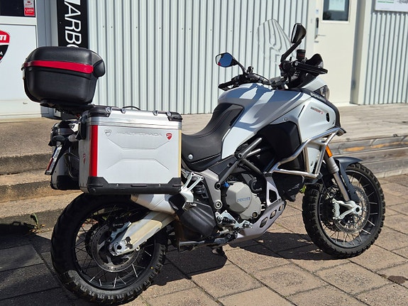 Ducati Multistrada 1200 Enduro 4 of 8