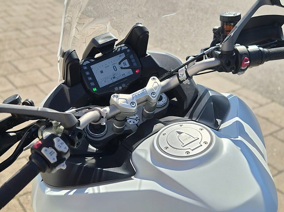 Ducati Multistrada 1200 Enduro 7 of 8