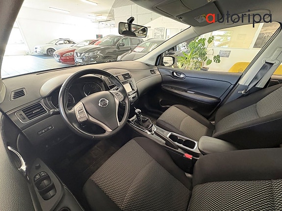 Nissan Pulsar 5 of 13