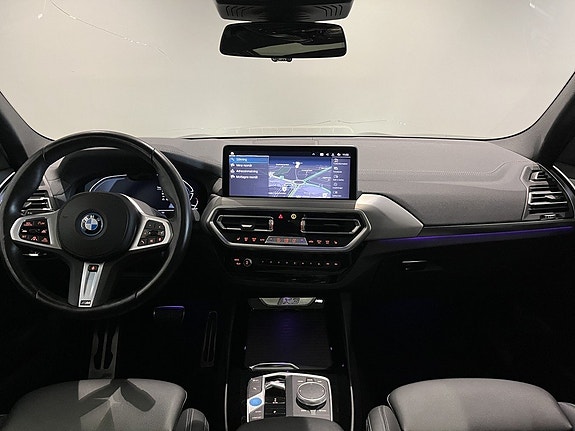 BMW iX3 13 of 20
