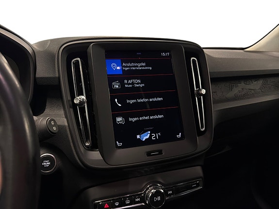 Volvo XC40 12 of 15