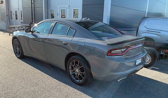 Dodge Charger 4 of 24