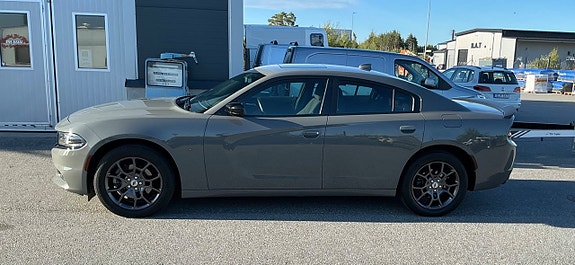 Dodge Charger 3 of 24