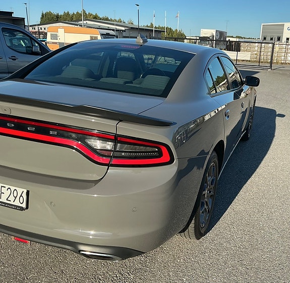 Dodge Charger 11 of 24