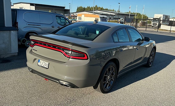 Dodge Charger 10 of 24