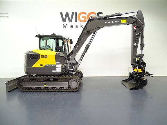 Volvo ECR90F / Engcon EC209 / Grip / Microprop MIG2 2 of 6