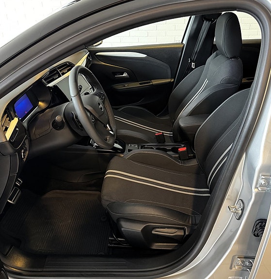Opel Corsa 13 of 15