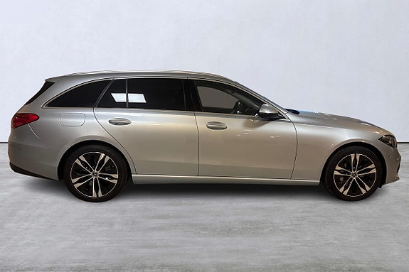 Mercedes-Benz C300 3 of 14