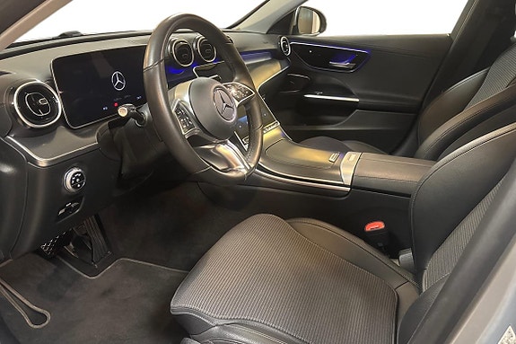 Mercedes-Benz C300 8 of 14