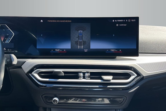 BMW 330e 13 of 16
