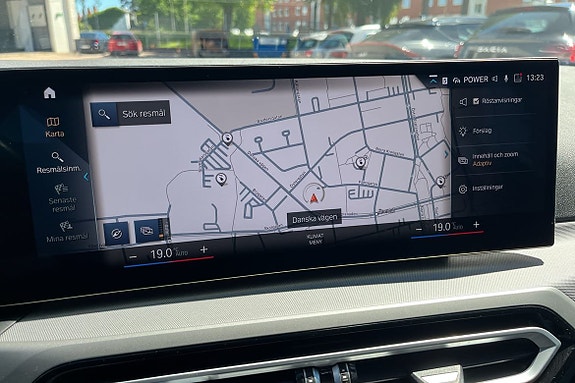 BMW 330e 15 of 16