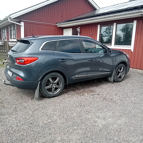 Renault Kadjar 2 of 5