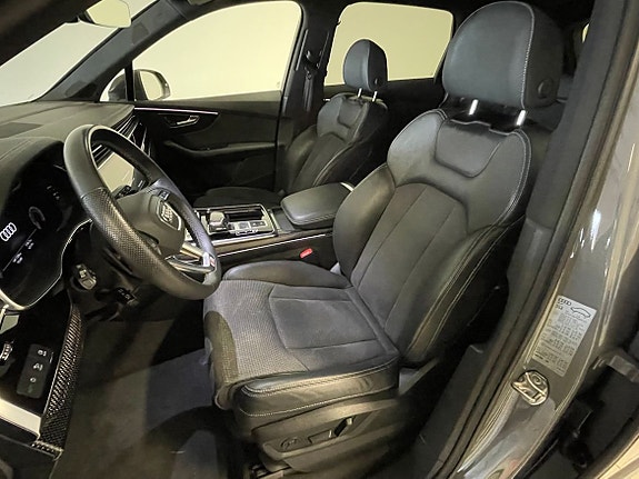 Audi Q7 5 of 7