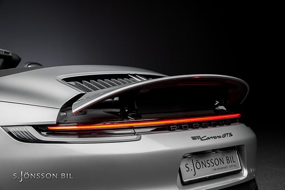 Porsche 911 8 of 23