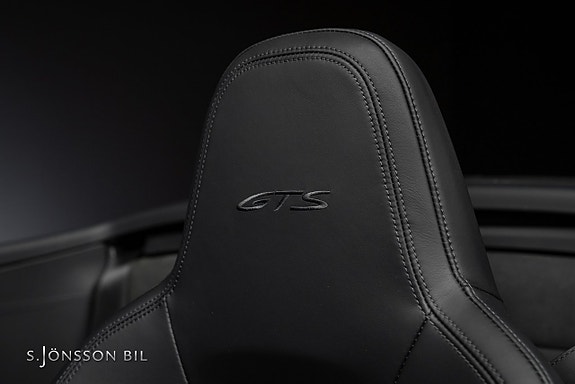 Porsche 911 15 of 23